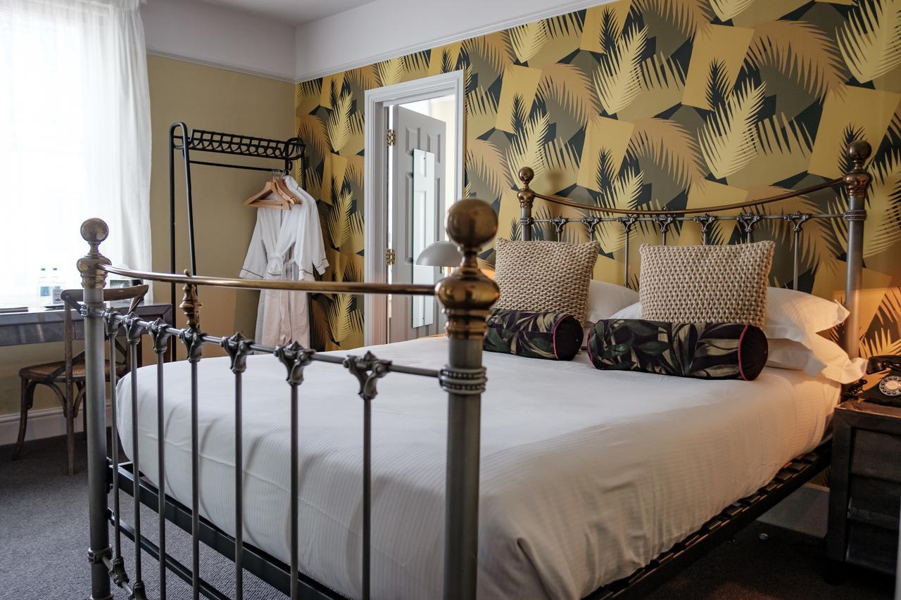The Bull 4* Bridport