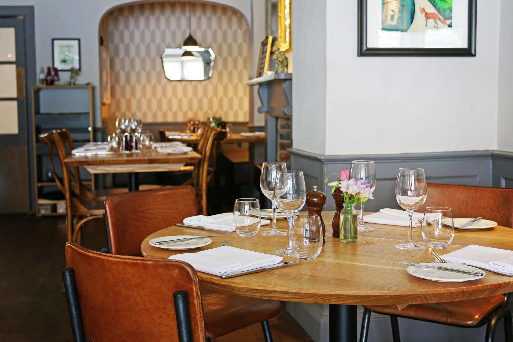 The Bull 4* Bridport